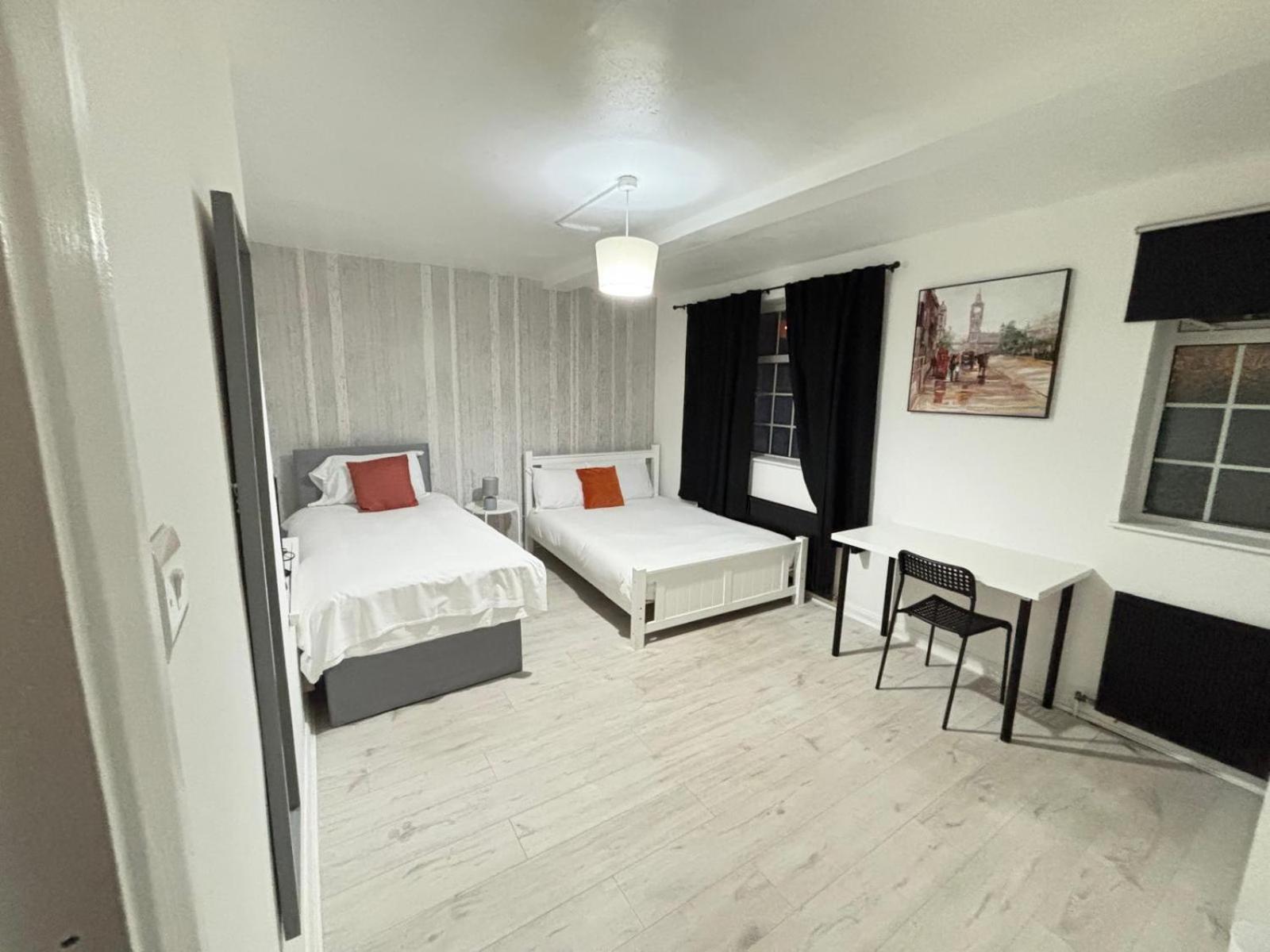 London E2 Rooms Exterior photo
