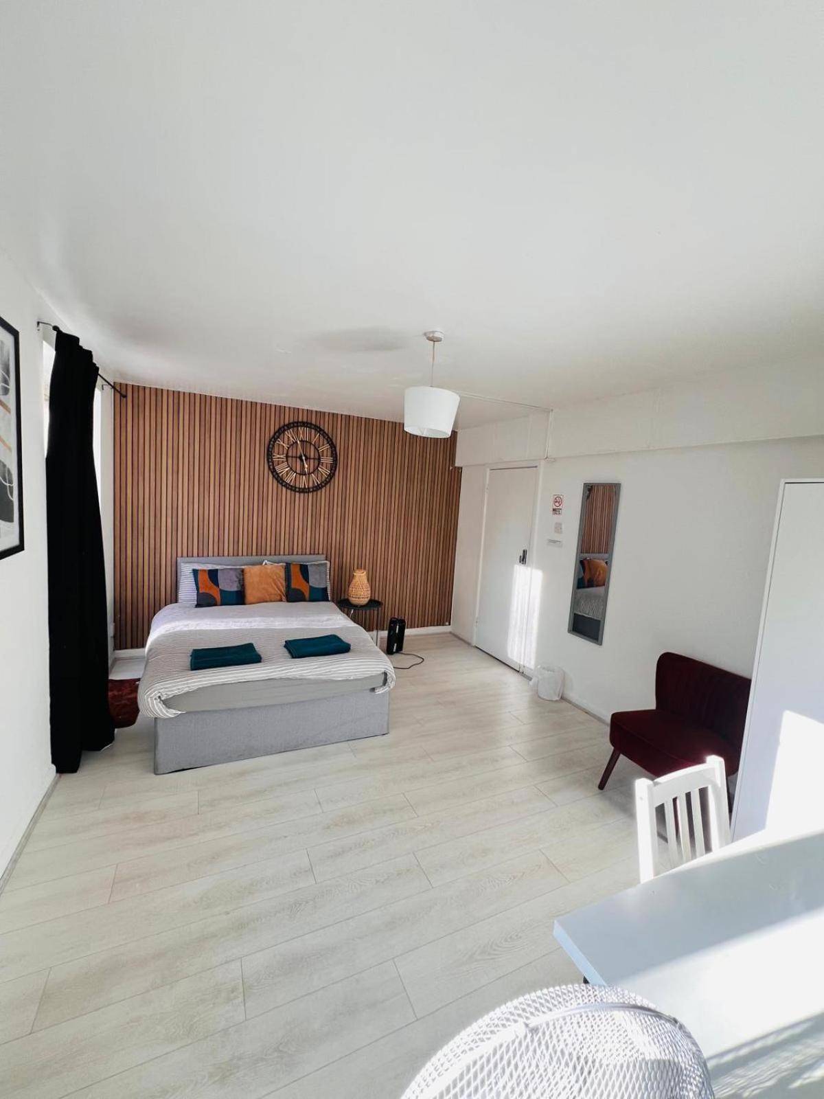London E2 Rooms Exterior photo
