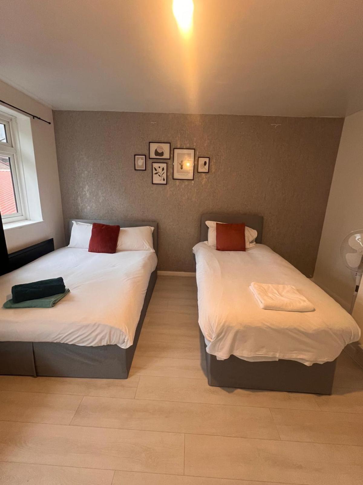 London E2 Rooms Exterior photo